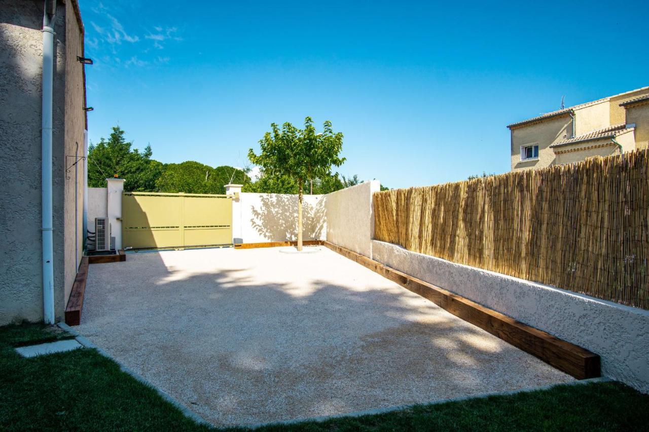 Villa Christine'S Shed LʼIsle-sur-la-Sorgue Esterno foto
